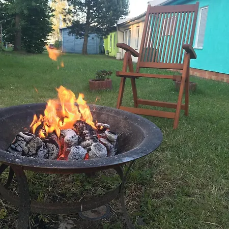 Ferienbungalow Mit Hochbett Und Terrasse Am Zeulenrodaer Ferienhaus